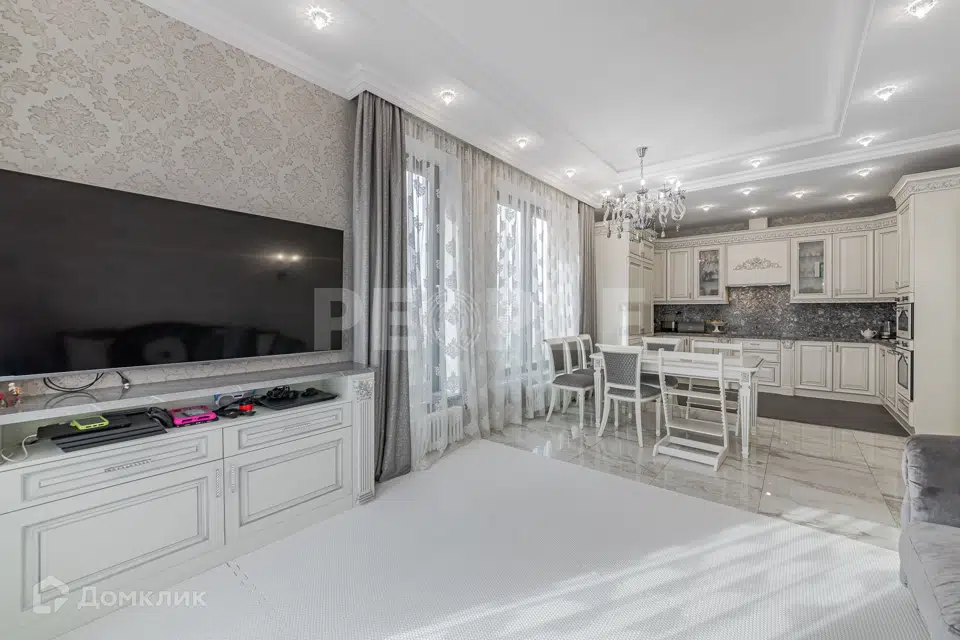 Продаётся 2-комнатная квартира, 88 м²