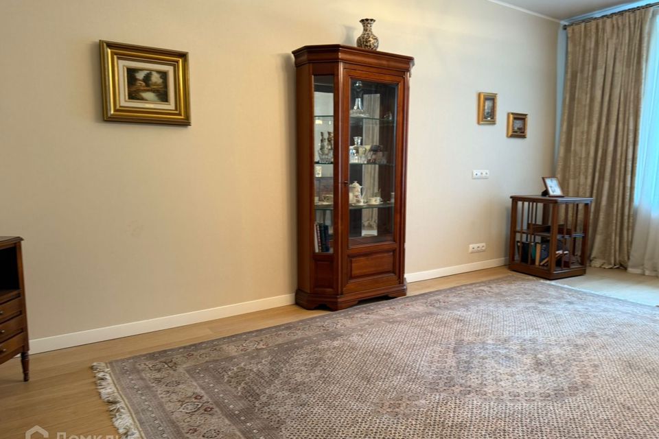 Продаётся 2-комнатная квартира, 57.9 м²