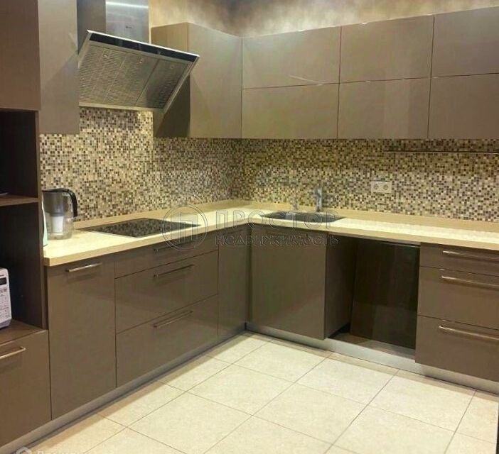 Продаётся 3-комнатная квартира, 90 м²