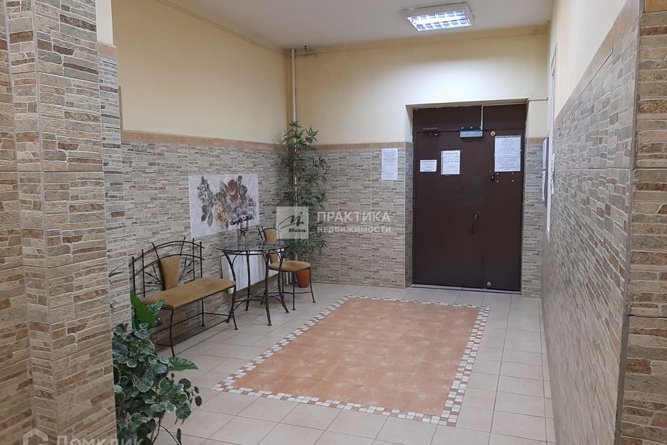 Сдаётся 1-комнатная квартира, 42 м²