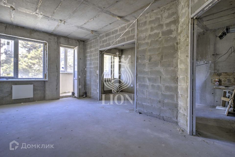 Продаётся 3-комнатная квартира, 105.2 м²