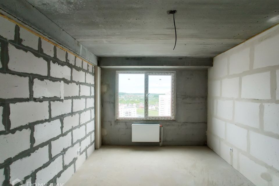 Продаётся 3-комнатная квартира, 76.7 м²
