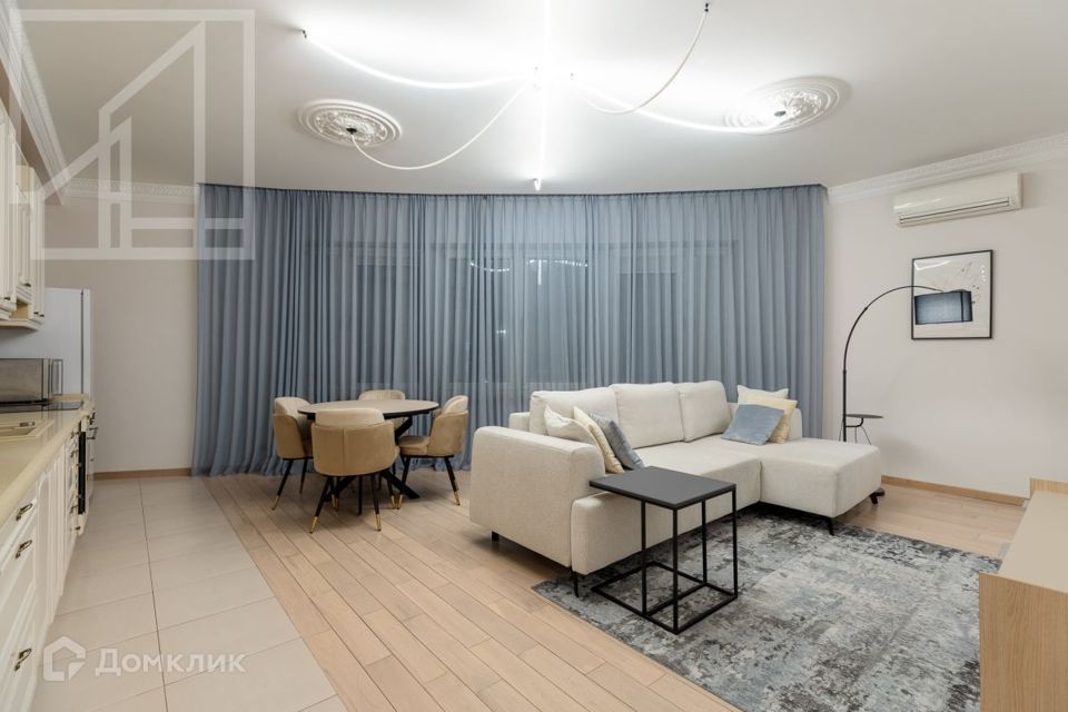 Сдаётся 3-комнатная квартира, 90 м²