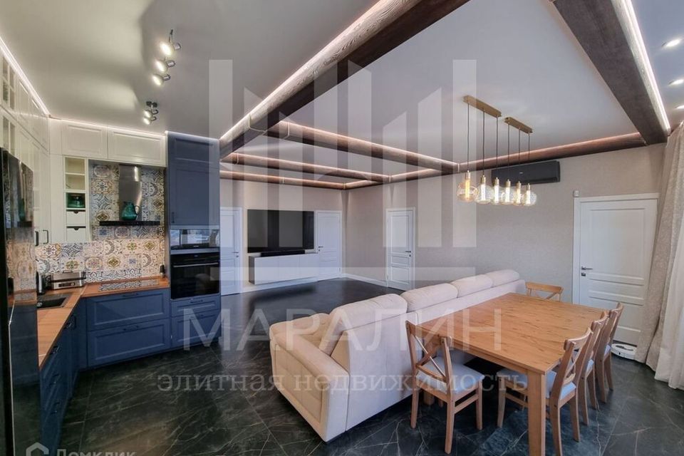 Продаётся 3-комнатная квартира, 90 м²