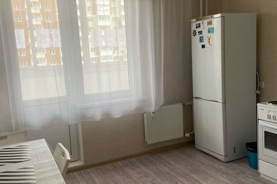 Продаётся 1-комнатная квартира, 37.9 м²