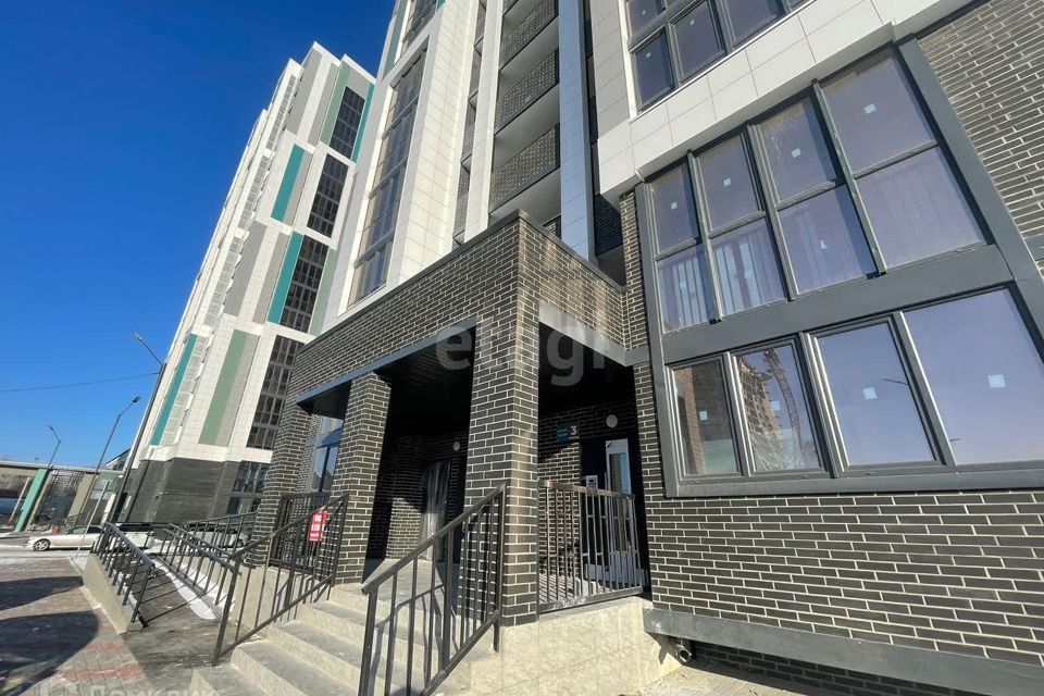 Продаётся 1-комнатная квартира, 42.6 м²