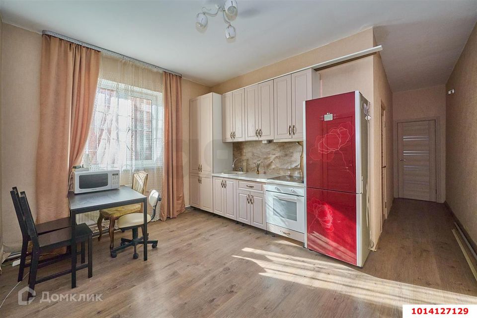 Продаётся 2-комнатная квартира, 53.5 м²
