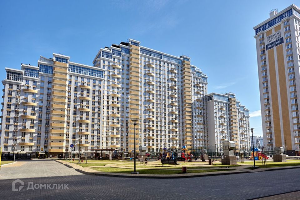Продаётся 2-комнатная квартира, 61 м²