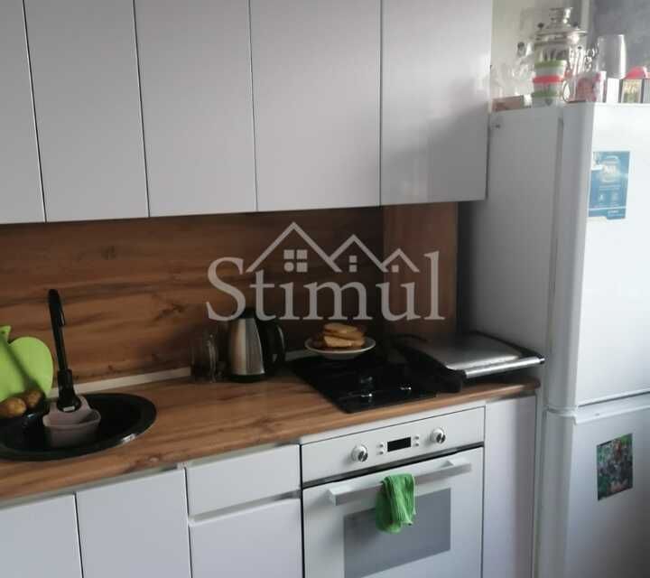 Продаётся 4-комнатная квартира, 60.2 м²