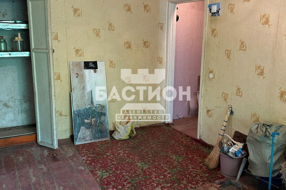 Продаётся 3-комнатная квартира, 42 м²