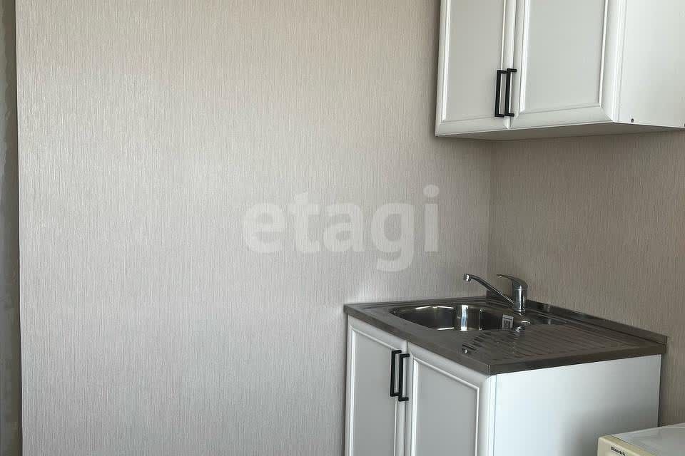 Сдаётся 1-комнатная квартира, 52 м²