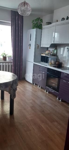 Продаётся 2-комнатная квартира, 60.2 м²