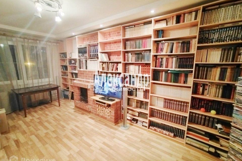 Продаётся 3-комнатная квартира, 59.5 м²