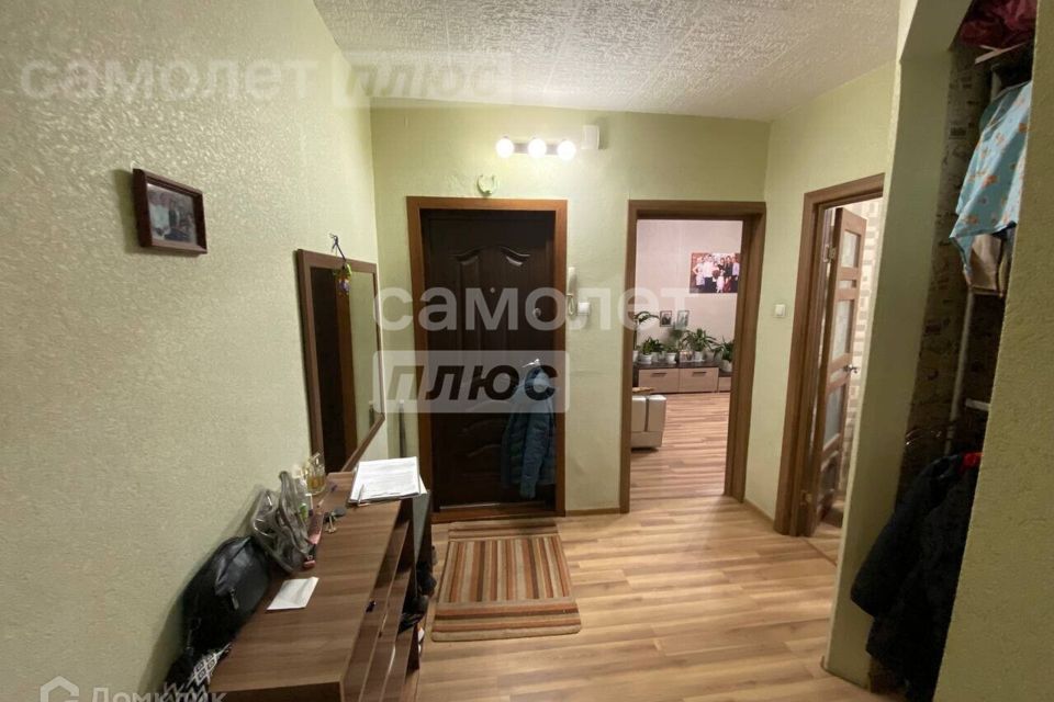 Продаётся 3-комнатная квартира, 63.4 м²