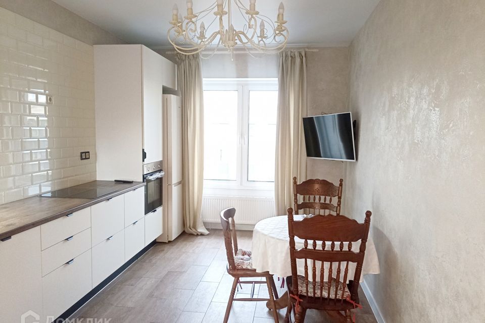 Сдаётся 2-комнатная квартира, 60 м²