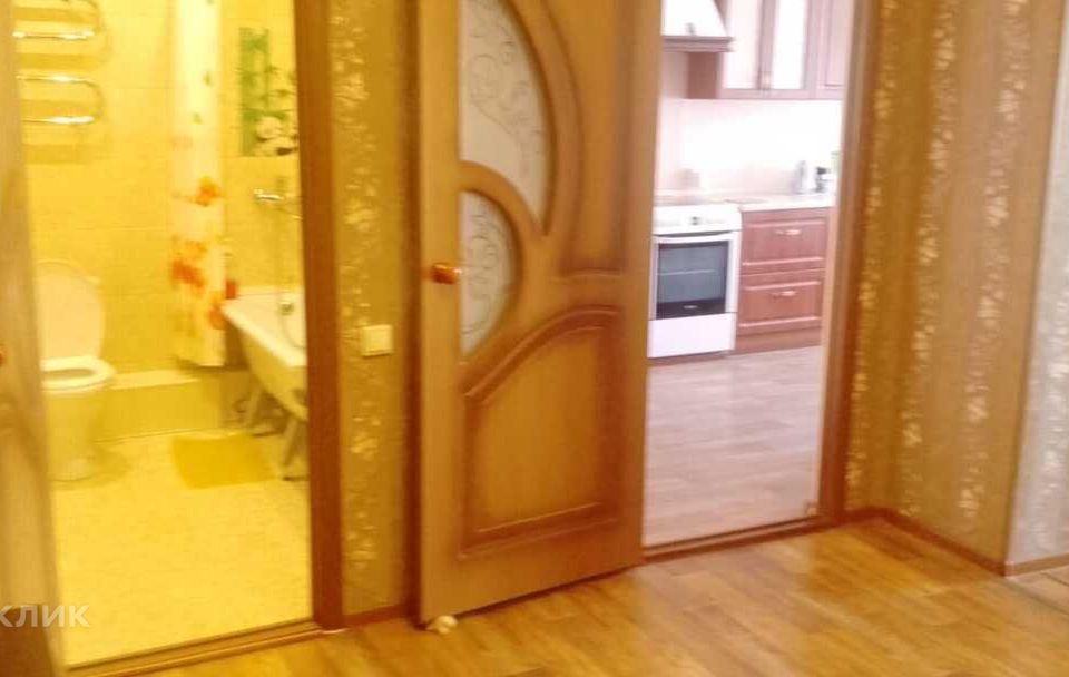 Продаётся 1-комнатная квартира, 54 м²