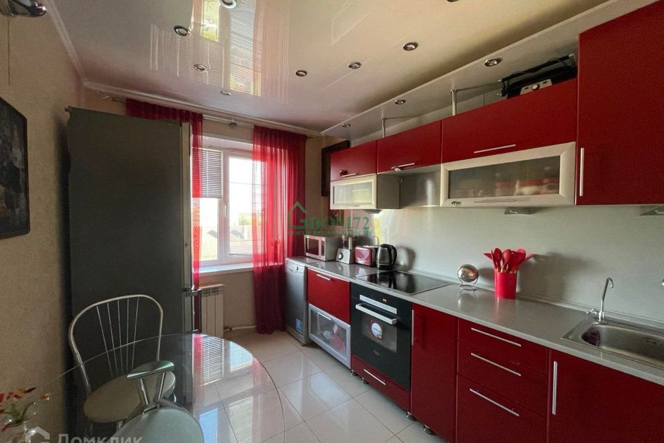 Продаётся 3-комнатная квартира, 64 м²