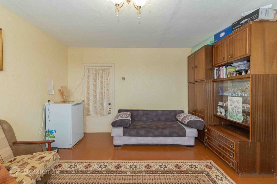 Продаётся 4-комнатная квартира, 64 м²
