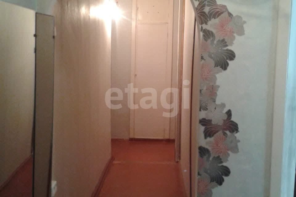 Продаётся 3-комнатная квартира, 54.6 м²