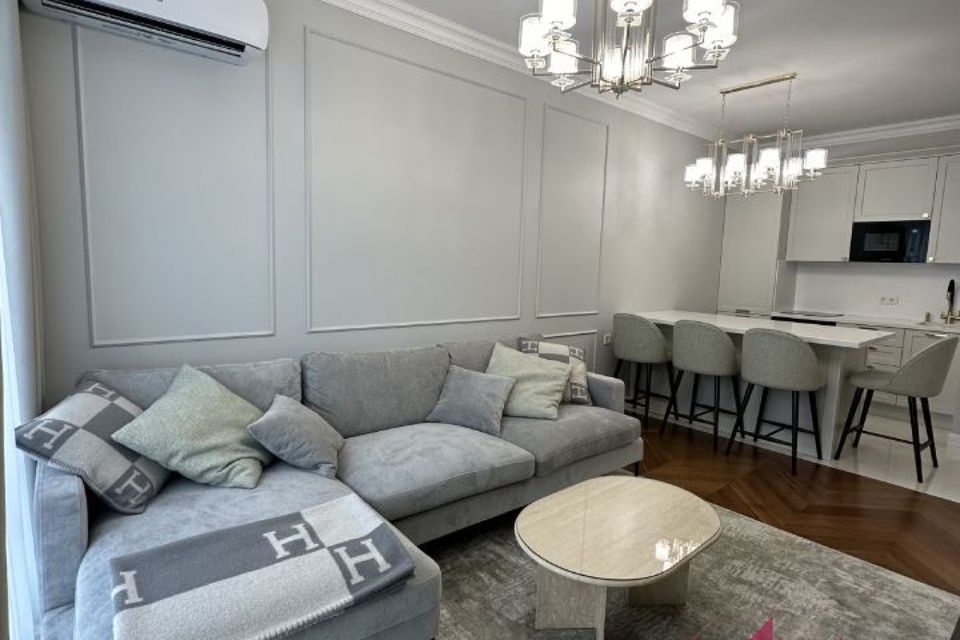 Продаётся 1-комнатная квартира, 50 м²