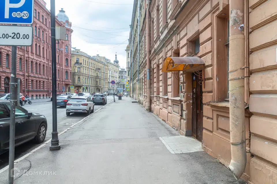 Продаётся 7-комнатная квартира, 168.9 м²