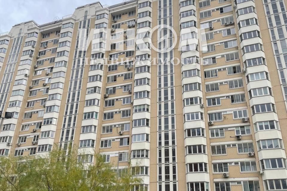 Продаётся 1-комнатная квартира, 38.6 м²