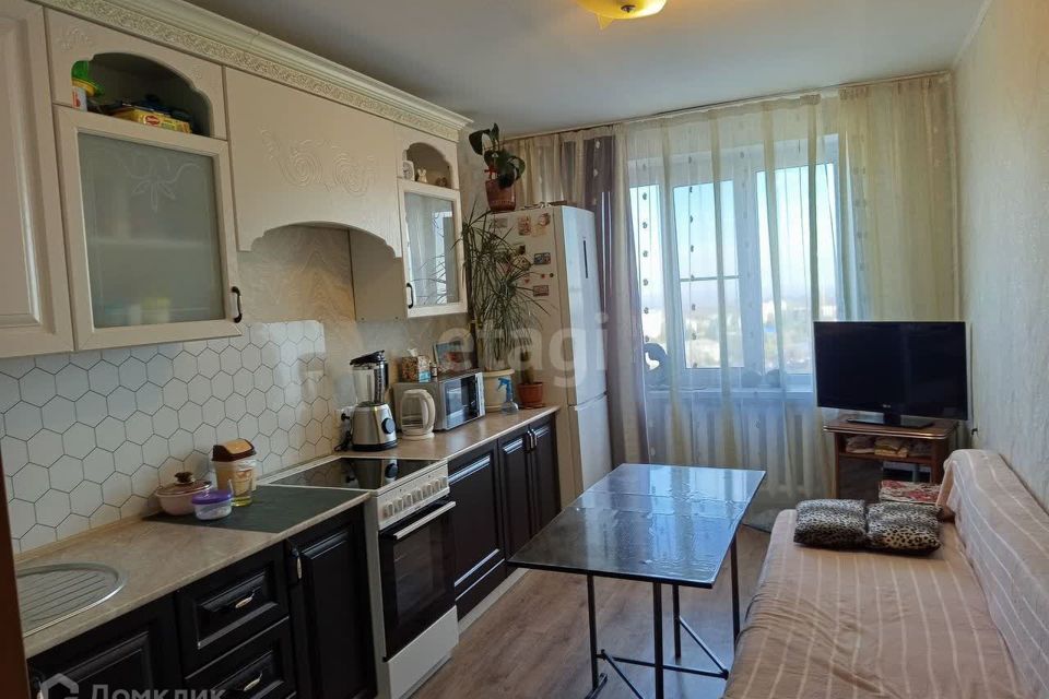 Продаётся 1-комнатная квартира, 57.8 м²