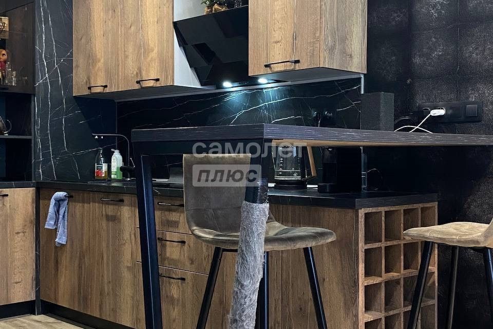 Продаётся 1-комнатная квартира, 41 м²