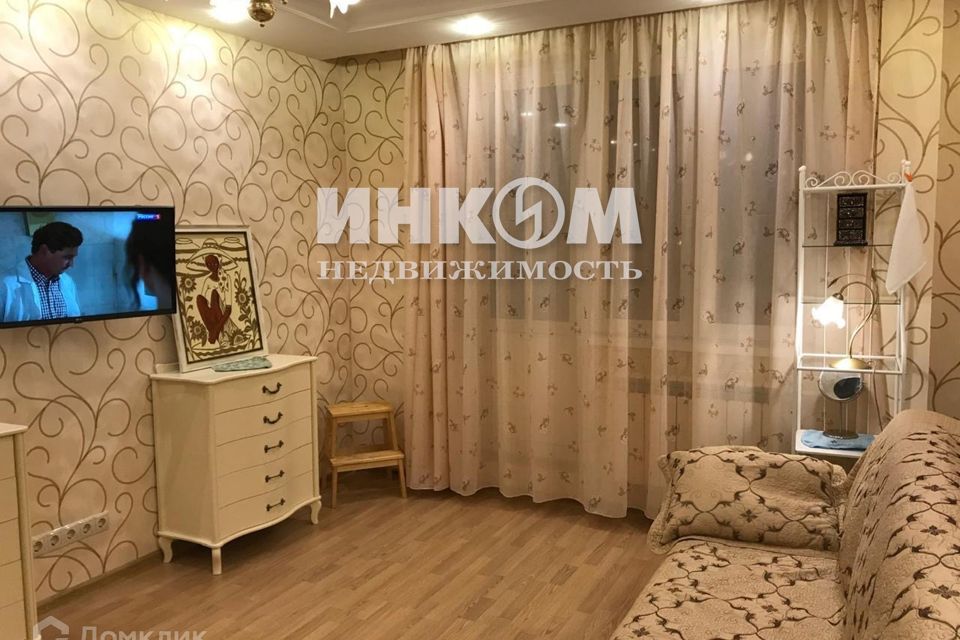 Продаётся 1-комнатная квартира, 38 м²