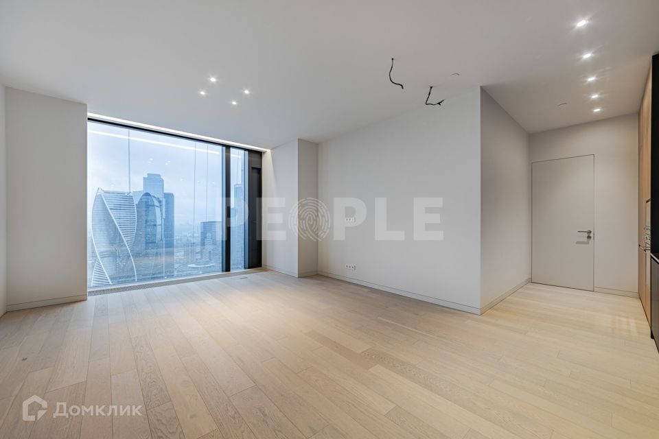 Продаётся 3-комнатная квартира, 74.1 м²