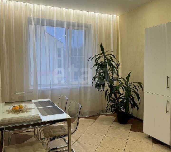 Продаётся 2-комнатная квартира, 56.4 м²