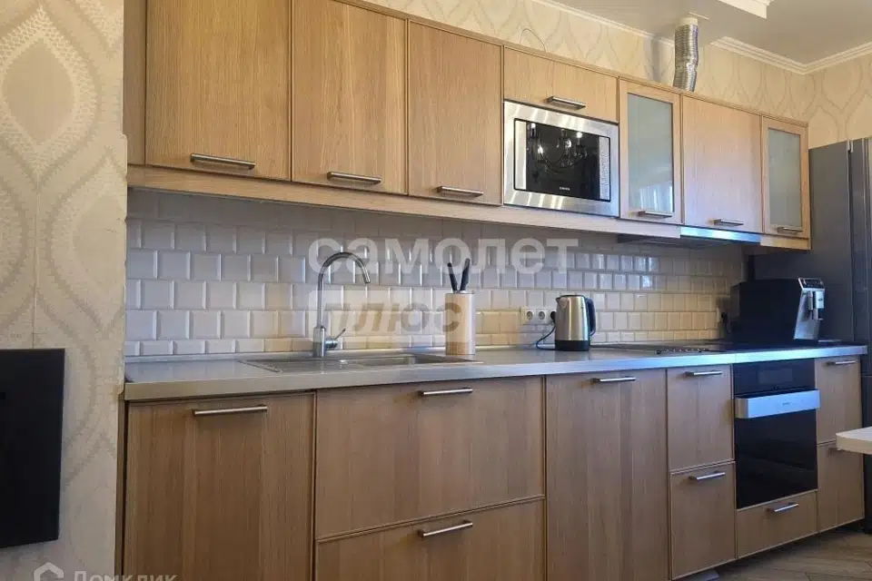 Продаётся 2-комнатная квартира, 66.1 м²