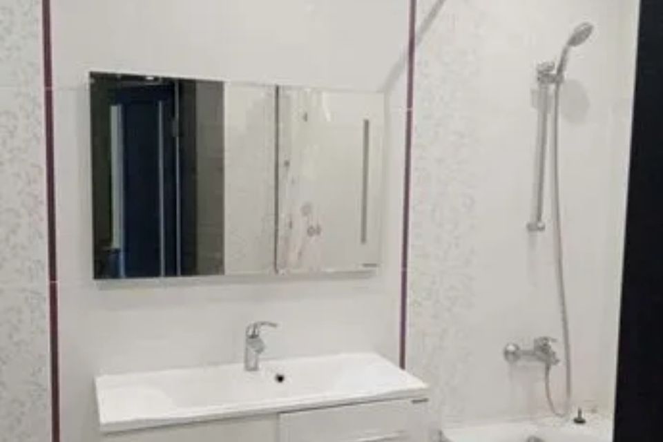 Продаётся 3-комнатная квартира, 92.8 м²