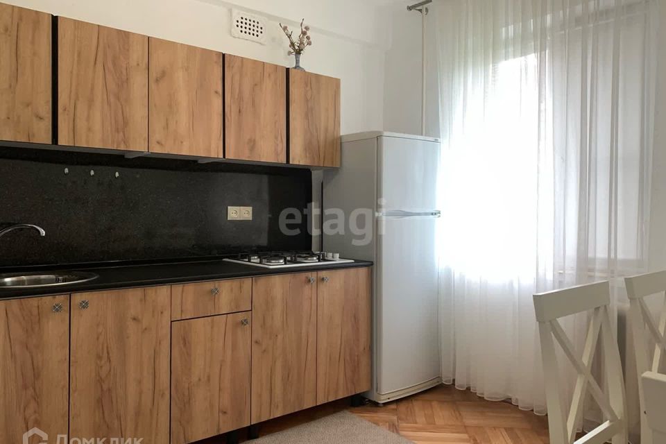 Продаётся 2-комнатная квартира, 58 м²
