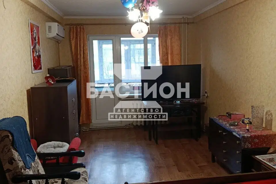 Продаётся 3-комнатная квартира, 70 м²