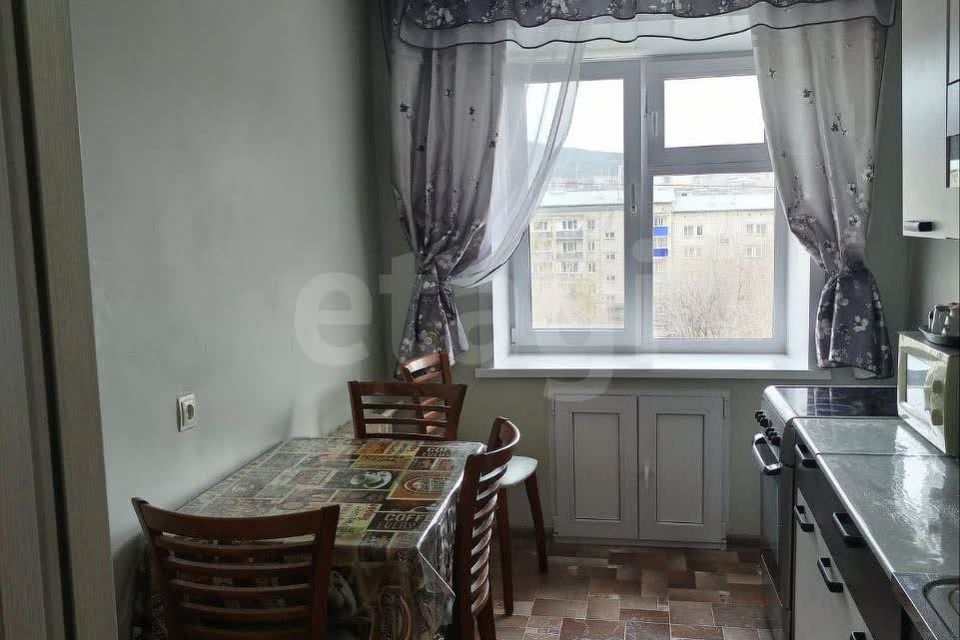 Продаётся 2-комнатная квартира, 51.2 м²