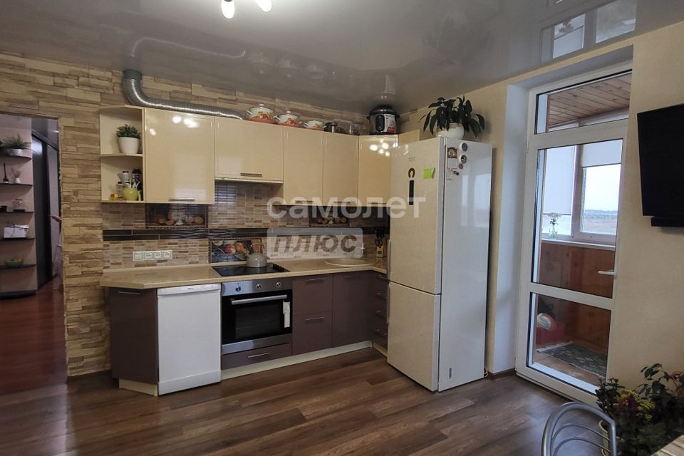 Продаётся 3-комнатная квартира, 64.3 м²