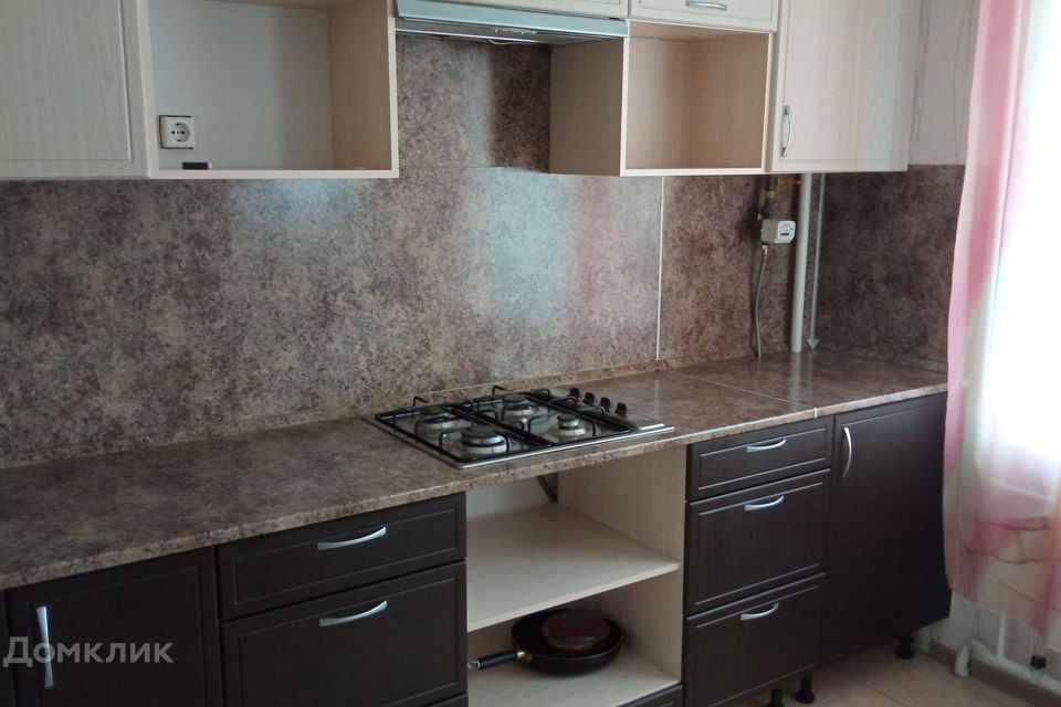 Сдаётся 1-комнатная квартира, 50.9 м²