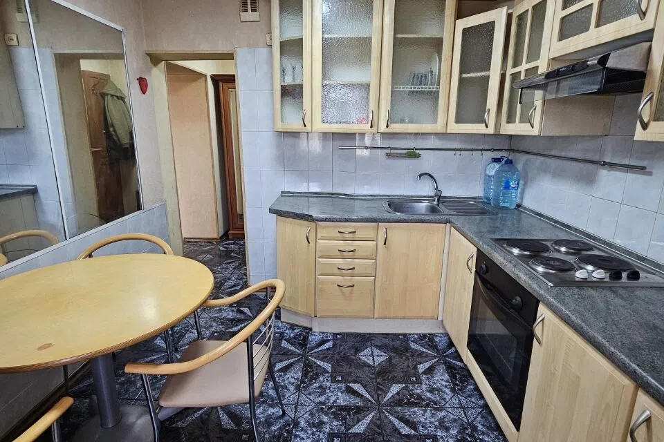 Сдаётся 2-комнатная квартира, 55 м²