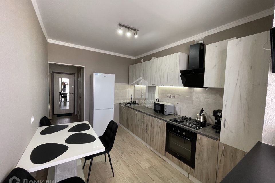 Продаётся 1-комнатная квартира, 36.8 м²
