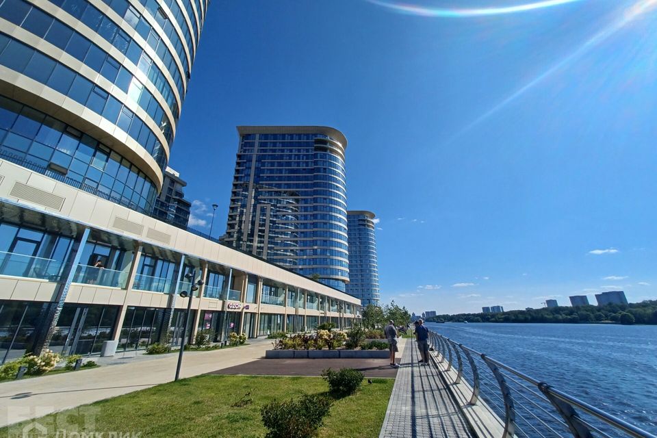 Продаётся 2-комнатная квартира, 58.2 м²