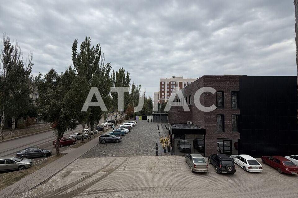 Продаётся 3-комнатная квартира, 61.9 м²