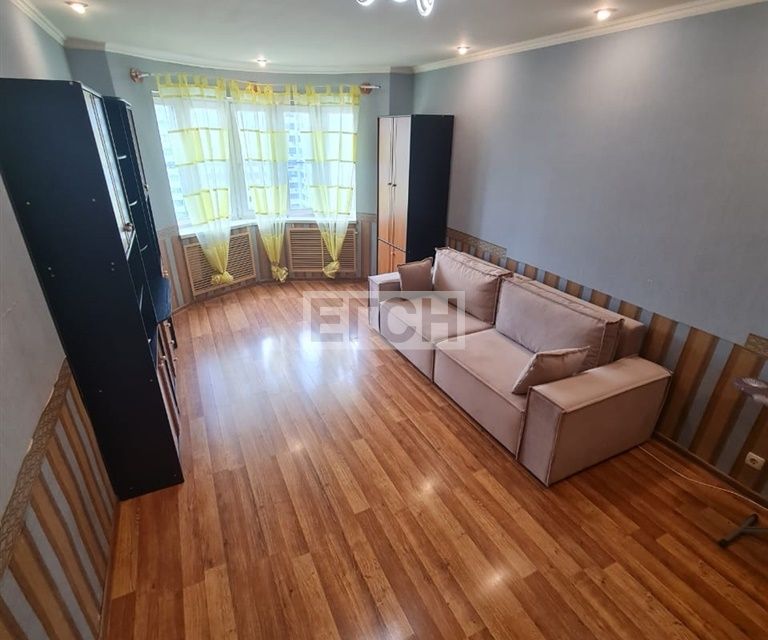 Продаётся 2-комнатная квартира, 66.6 м²