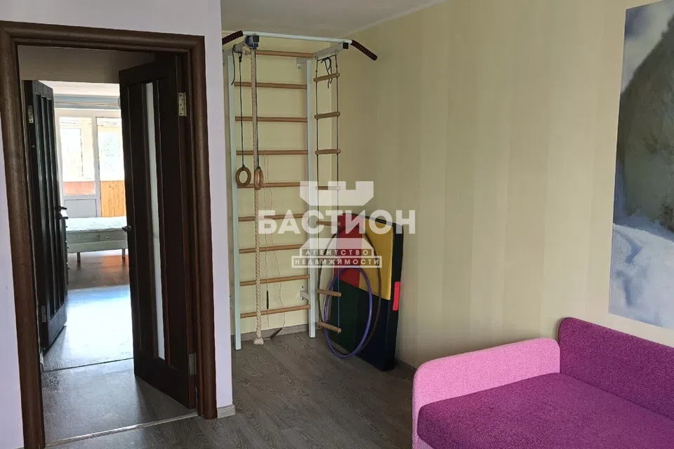 Продаётся 3-комнатная квартира, 60 м²