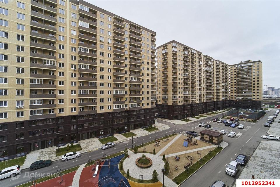 Продаётся 1-комнатная квартира, 37 м²
