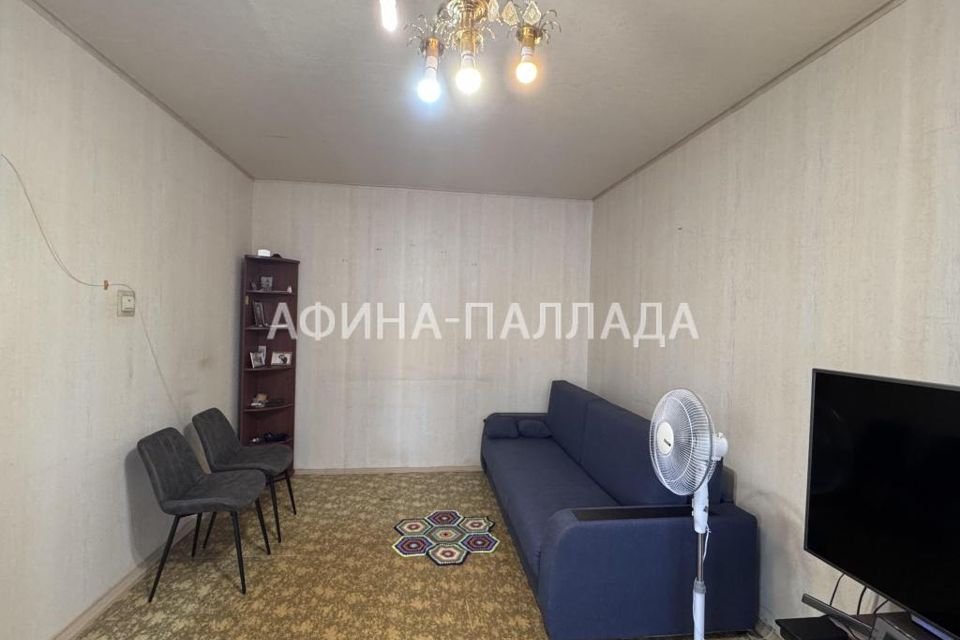 Продаётся 1-комнатная квартира, 38.6 м²