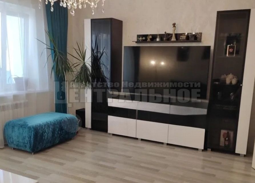 Продаётся 2-комнатная квартира, 75.3 м²