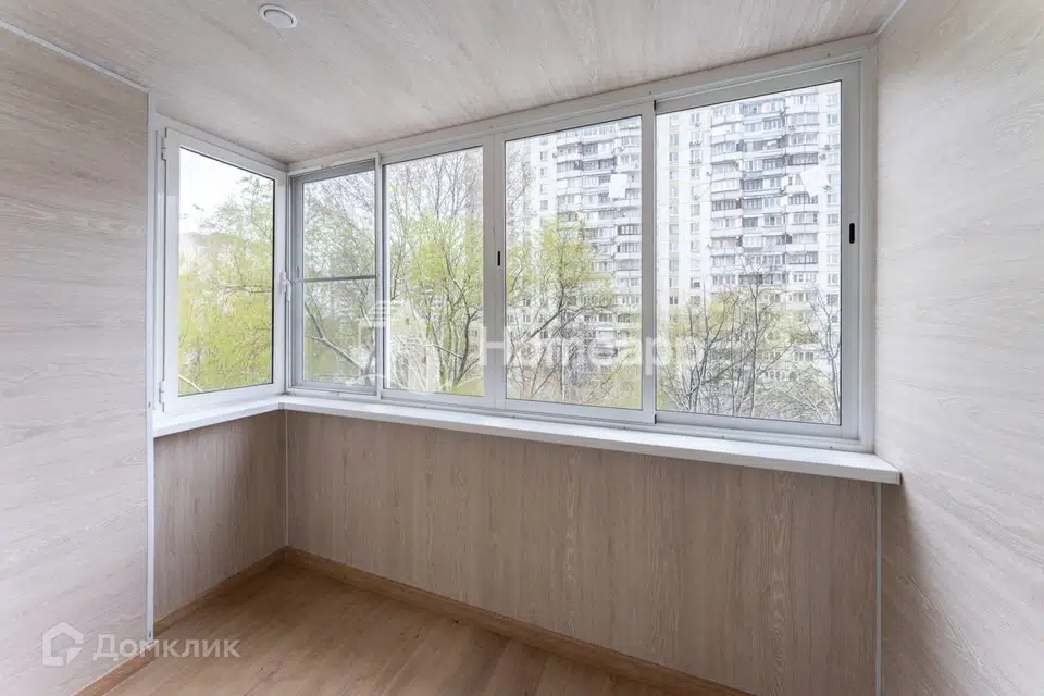 Продаётся 3-комнатная квартира, 56.4 м²