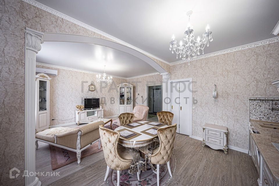 Сдаётся 2-комнатная квартира, 75 м²