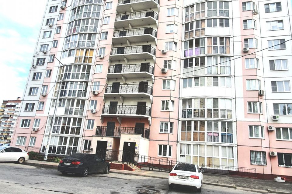 Продаётся 1-комнатная квартира, 37 м²